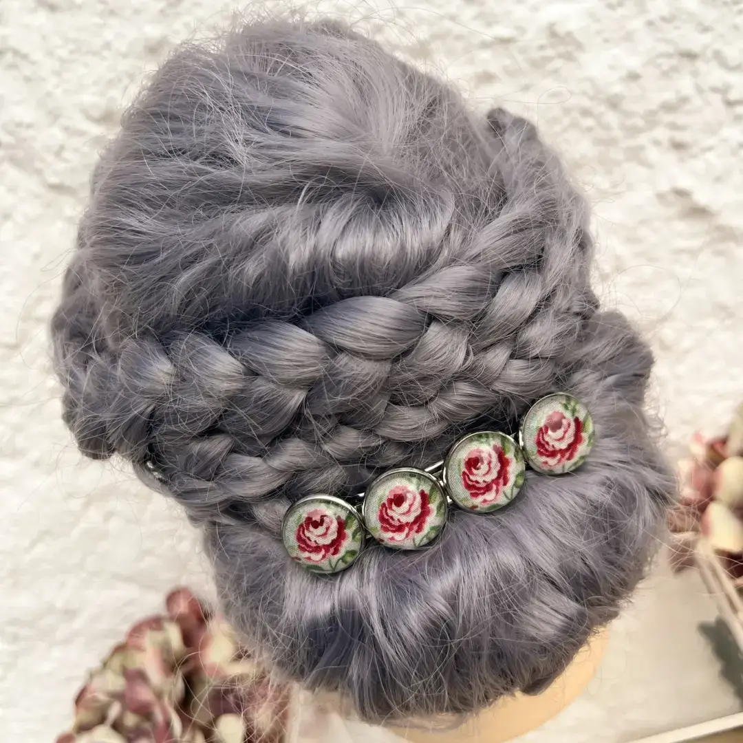 Trachten-Haarspange für Damen mit Rosen in dunkelblau – Bild 1 – Chiemgauer Heimatwerk Trachten-Onlineshop Trachten-Haarspange für Damen mit Rosen in dunkelblau - Bild 1 - Chiemgauer Heimatwerk Trachten-Onlineshop