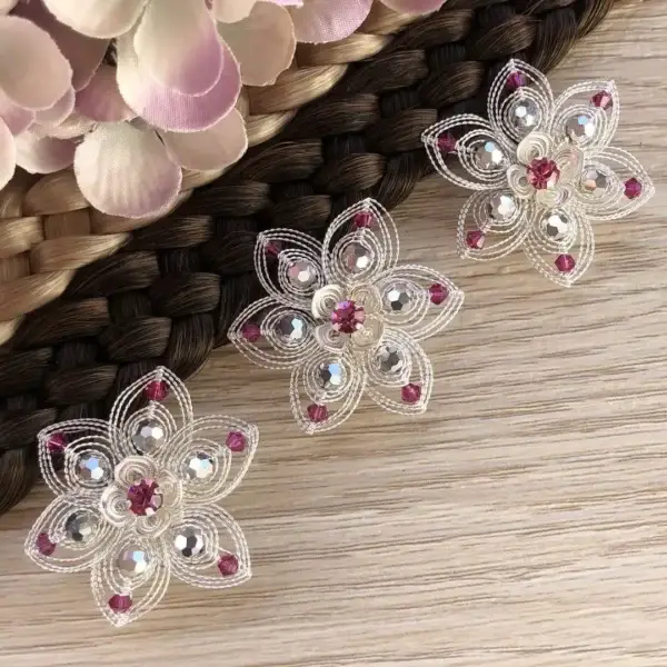 Cordonett-Blütenhaarnadeln silber im 3er Set fuchsia No. 54 - Bild 1 - Chiemgauer Heimatwerk Trachten-Onlineshop