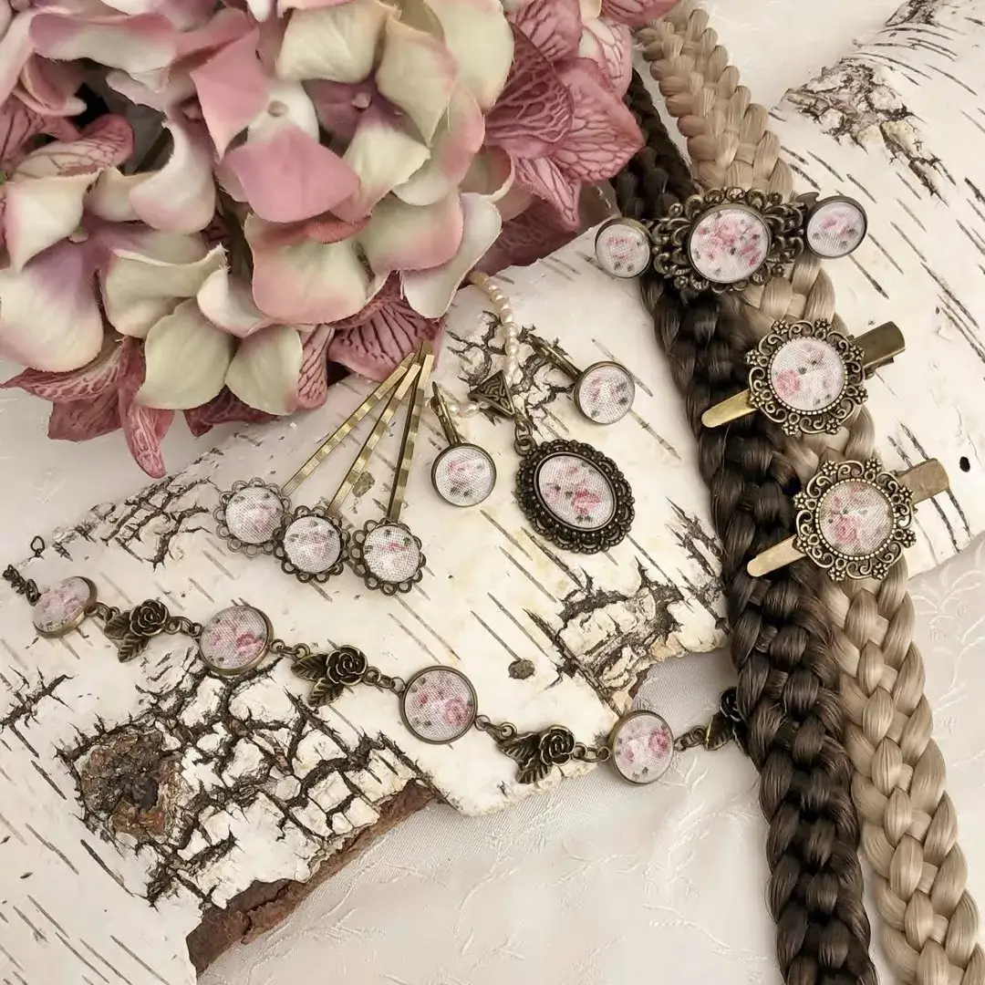 Dirndlschmuck Trachtenschmuck-Set für Damen No. 243 – Bild 1 – Chiemgauer Heimatwerk Trachten-Onlineshop Dirndlschmuck Trachtenschmuck-Set für Damen No. 243 - Bild 1 - Chiemgauer Heimatwerk Trachten-Onlineshop