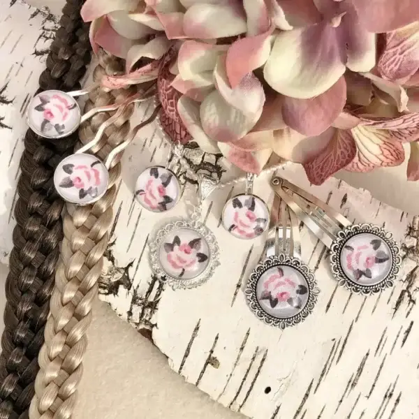 Dirndlschmuck Trachtenschmuck-Set für Damen No. 63 – Bild 1 – Chiemgauer Heimatwerk Trachten-Onlineshop Dirndlschmuck Trachtenschmuck-Set für Damen No. 63 - Bild 1 - Chiemgauer Heimatwerk Trachten-Onlineshop