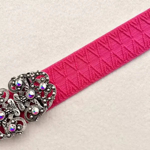 Elastisches Trachtenband in pink – Bild 1 – Chiemgauer Heimatwerk Trachten-Onlineshop Elastisches Trachtenband in pink - Bild 1 - Chiemgauer Heimatwerk Trachten-Onlineshop