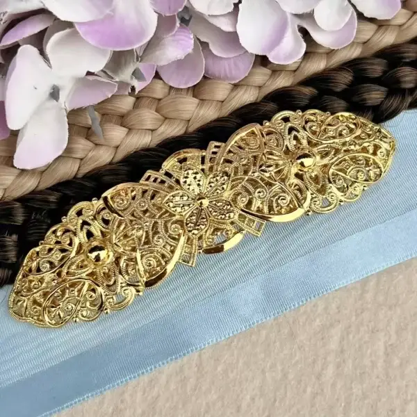Filigrane Trachten-Haarspange gold No. 10 – Bild 1 – Chiemgauer Heimatwerk Trachten-Onlineshop Filigrane Trachten-Haarspange gold No. 10 - Bild 1 - Chiemgauer Heimatwerk Trachten-Onlineshop