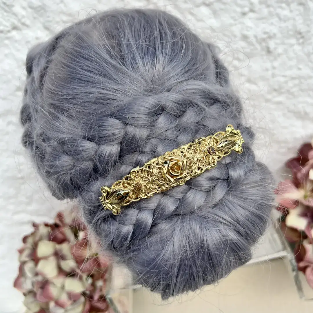 Filigrane Trachten-Haarspange gold No. 6 – Bild 13 – Chiemgauer Heimatwerk Trachten-Onlineshop Filigrane Trachten-Haarspange gold No. 6 - Bild 13 - Chiemgauer Heimatwerk Trachten-Onlineshop