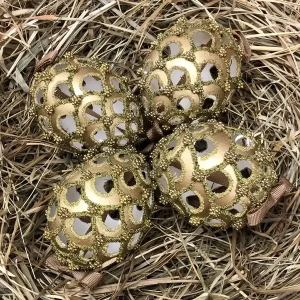 Handbemalte Ostereier mit altgold grün – Bild 1 – Chiemgauer Heimatwerk Trachten-Onlineshop Handbemalte Ostereier mit altgold grün - Bild 1 - Chiemgauer Heimatwerk Trachten-Onlineshop