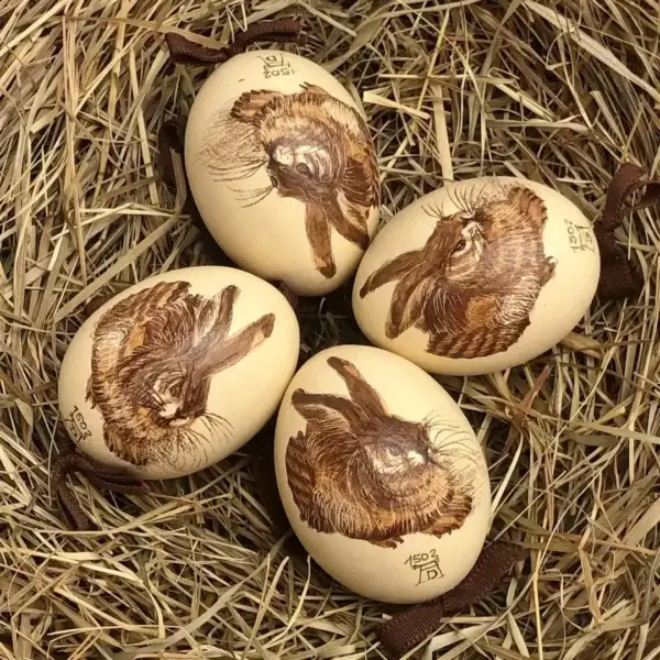 Handbemalte Ostereier mit Dürer Hase – Bild 1 – Chiemgauer Heimatwerk Trachten-Onlineshop Handbemalte Ostereier mit Dürer Hase - Bild 1 - Chiemgauer Heimatwerk Trachten-Onlineshop