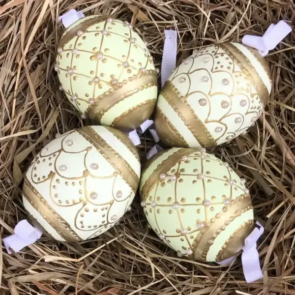 Handbemalte Ostereier mit Fabergé grün No. 2 – Bild 1 – Chiemgauer Heimatwerk Trachten-Onlineshop Handbemalte Ostereier mit Fabergé grün No. 2 - Bild 1 - Chiemgauer Heimatwerk Trachten-Onlineshop