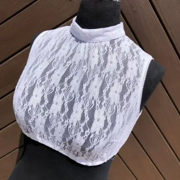 Hochgeschlossene Waldorff Dirndlbluse weiß No. 2 – Bild 1 – Chiemgauer Heimatwerk Trachten-Onlineshop Hochgeschlossene Waldorff Dirndlbluse weiß No. 2 - Bild 1 - Chiemgauer Heimatwerk Trachten-Onlineshop