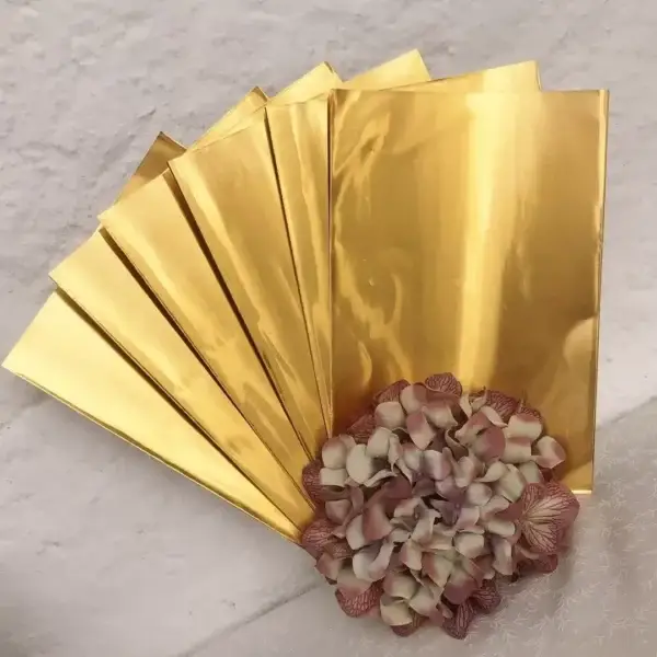 Metallfolie Bastelfolie gold – Bild 1 – Chiemgauer Heimatwerk Trachten-Onlineshop Metallfolie Bastelfolie gold - Bild 1 - Chiemgauer Heimatwerk Trachten-Onlineshop