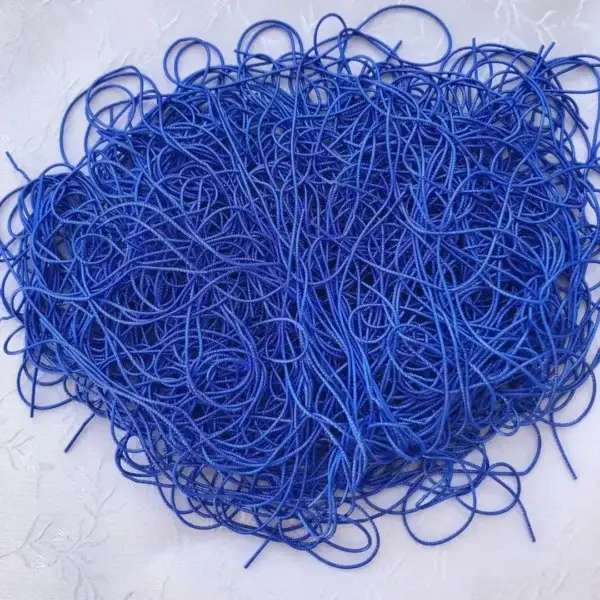 Boulliondraht Zackenboullion fein in blau – Bild 1 – Chiemgauer Heimatwerk Trachten-Onlineshop Boulliondraht Zackenboullion fein in blau - Bild 1 - Chiemgauer Heimatwerk Trachten-Onlineshop