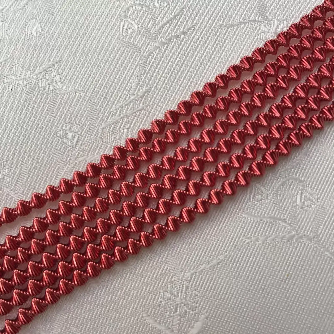 Boulliondraht Zackenboullion dick in rot – Bild 6 – Chiemgauer Heimatwerk traditioneller Trachten-Onlineshop Boulliondraht Zackenboullion dick in rot - Bild 6 - Chiemgauer Heimatwerk traditioneller Trachten-Onlineshop