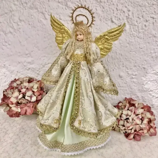 Klosterarbeit Weihnachtsengel in creme-lindgrรผn – Bild 1 – Chiemgauer Heimatwerk Trachten-Onlineshop Klosterarbeit Weihnachtsengel in creme-lindgrรผn - Bild 1 - Chiemgauer Heimatwerk Trachten-Onlineshop