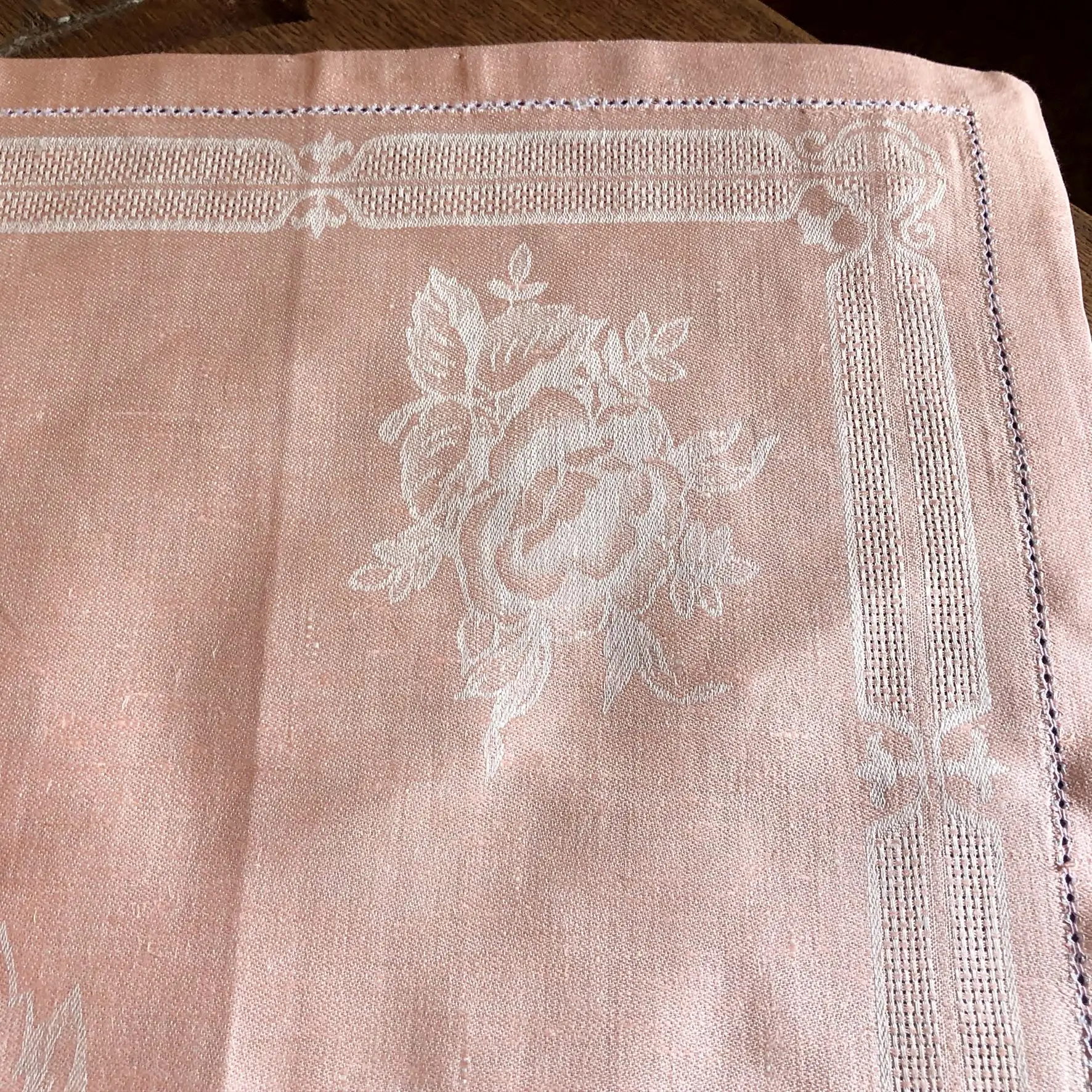 Leinen Serviette in altrosa – Bild 8 – Chiemgauer Heimatwerk Trachten-Onlineshop Leinen Serviette in altrosa - Bild 8 - Chiemgauer Heimatwerk Trachten-Onlineshop