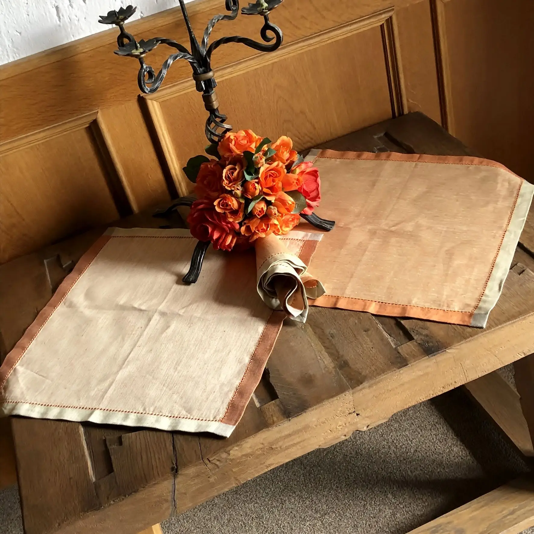 Leinen Serviette in terrakotta – Bild 1 – Chiemgauer Heimatwerk Trachten-Onlineshop Leinen Serviette in terrakotta - Bild 1 - Chiemgauer Heimatwerk Trachten-Onlineshop