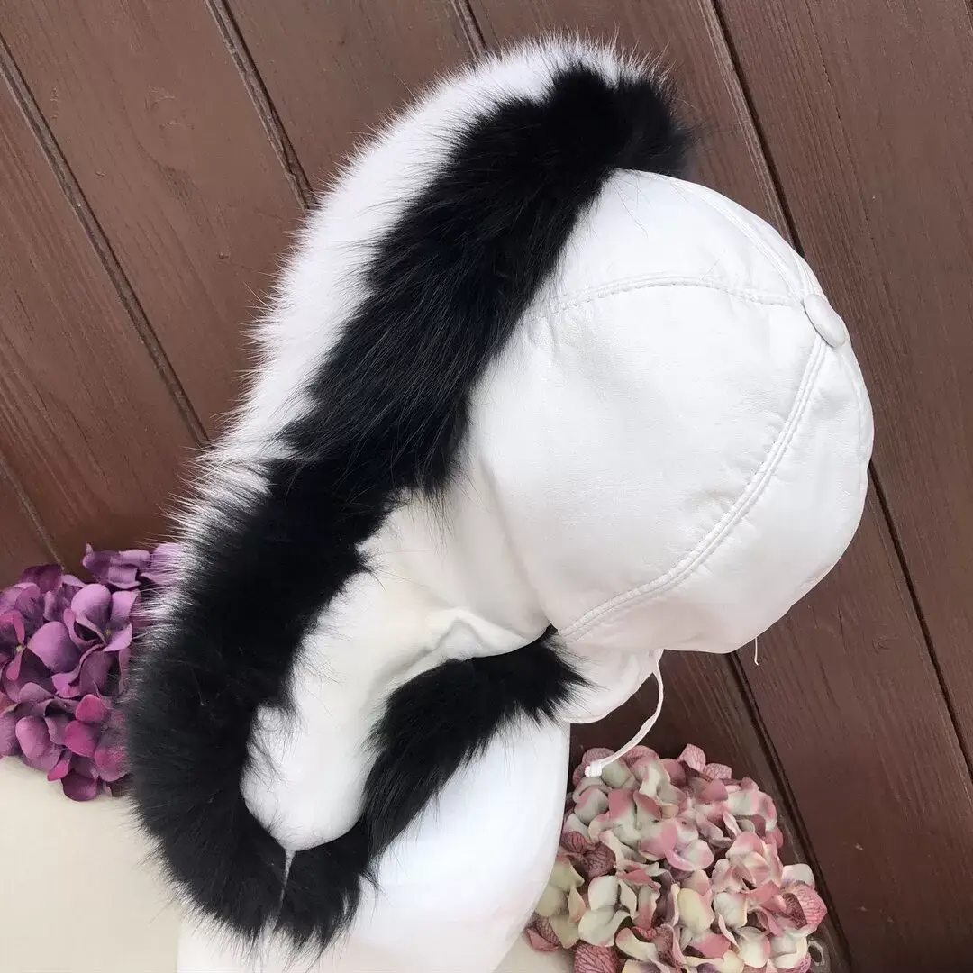 Pelzmütze Fliegermütze aus Blaufuchs weiß – Bild 4 – Chiemgauer Heimatwerk Trachten-Onlineshop Pelzmütze Fliegermütze aus Blaufuchs weiß - Bild 4 - Chiemgauer Heimatwerk Trachten-Onlineshop