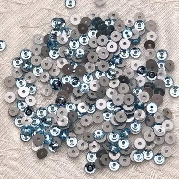 Swarovski Lochstrass aquamarine 3 mm – Bild 1 – Chiemgauer Heimatwerk Trachten-Onlineshop Swarovski Lochstrass aquamarine 3 mm - Bild 1 - Chiemgauer Heimatwerk Trachten-Onlineshop