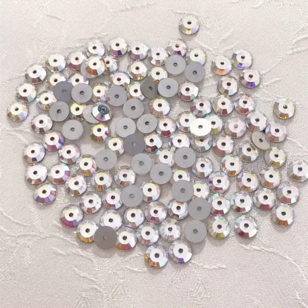 Swarovski Lochstrass kristall AB 3 mm – Bild 1 – Chiemgauer Heimatwerk Trachten-Onlineshop Swarovski Lochstrass kristall AB 3 mm - Bild 1 - Chiemgauer Heimatwerk Trachten-Onlineshop