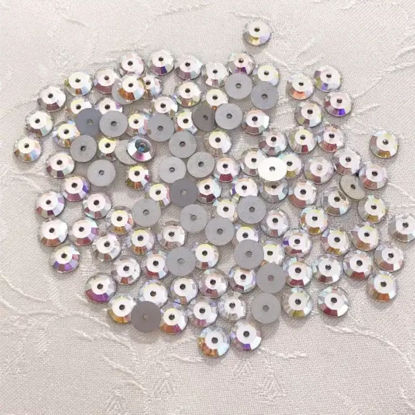 Swarovski Lochstrass kristall AB 5 mm – Bild 1 – Chiemgauer Heimatwerk Trachten-Onlineshop Swarovski Lochstrass kristall AB 5 mm - Bild 1 - Chiemgauer Heimatwerk Trachten-Onlineshop