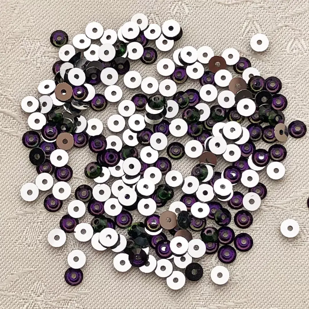 Swarovski Lochstrass violett 3 mm – Bild 1 – Chiemgauer Heimatwerk Trachten-Onlineshop Swarovski Lochstrass violett 3 mm - Bild 1 - Chiemgauer Heimatwerk Trachten-Onlineshop