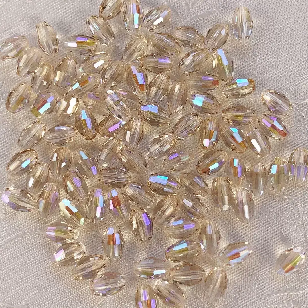 Swarovski Olive geschliffen beige AB 6 mm - Bild 1 - Chiemgauer Heimatwerk Trachten-Onlineshop