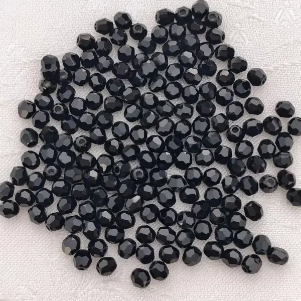 Swarovski Perle geschliffen schwarz 2 mm – Bild 1 – Chiemgauer Heimatwerk Trachten-Onlineshop Swarovski Perle geschliffen schwarz 2 mm - Bild 1 - Chiemgauer Heimatwerk Trachten-Onlineshop