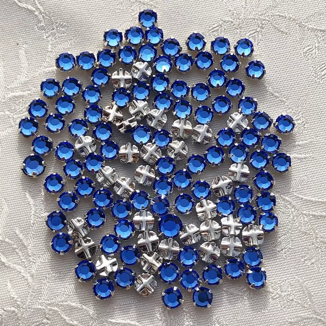 Swarovski Strassstein annähbar blau SS 20 No. 5 – Bild 1 – Chiemgauer Heimatwerk Trachten-Onlineshop Swarovski Strassstein annähbar blau SS 20 No. 5 - Bild 1 - Chiemgauer Heimatwerk Trachten-Onlineshop