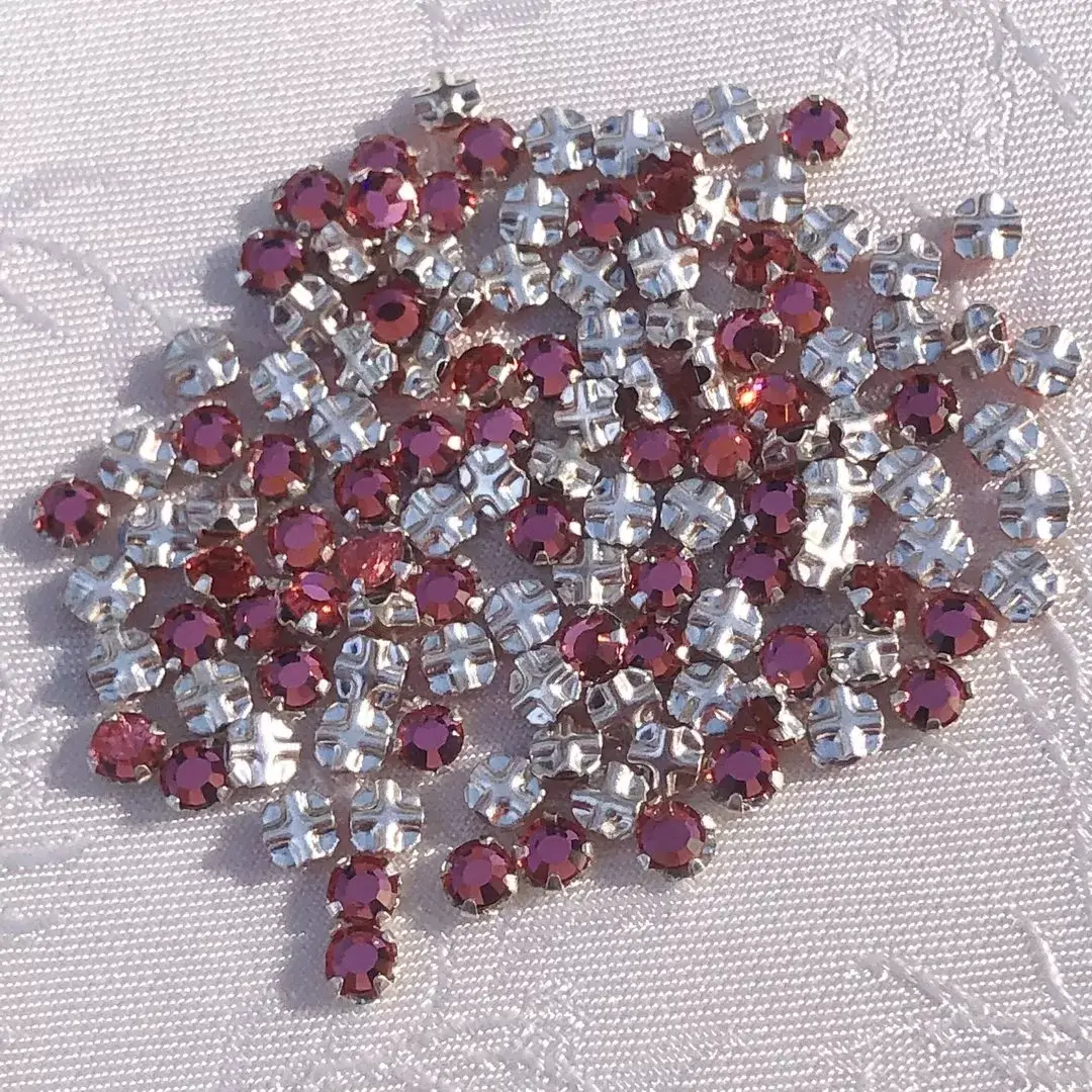 Swarovski Strassstein annähbar flamingo SS 12 No. 11 – Bild 1 – Chiemgauer Heimatwerk Trachten-Onlineshop Swarovski Strassstein annähbar flamingo SS 12 No. 11 - Bild 1 - Chiemgauer Heimatwerk Trachten-Onlineshop