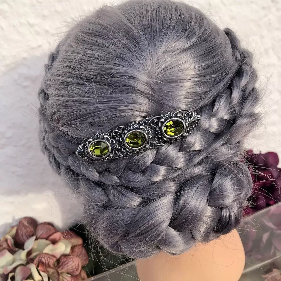 Trachten-Haarspange mit Swarovski Steinen No. 10 – Bild 10 – Chiemgauer Heimatwerk Trachten-Onlineshop Trachten-Haarspange mit Swarovski Steinen No. 10 - Bild 10 - Chiemgauer Heimatwerk Trachten-Onlineshop