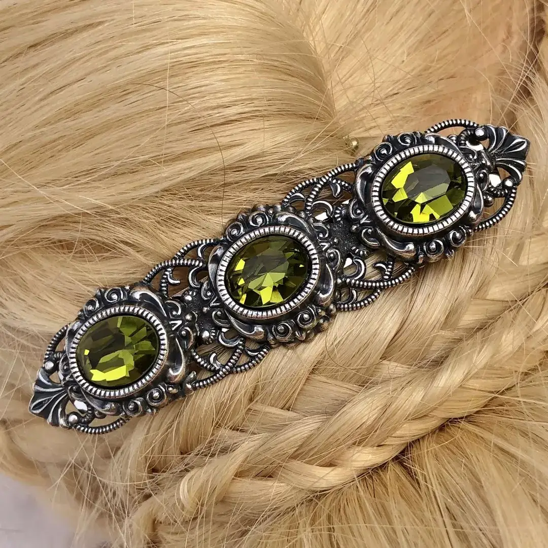 Trachten-Haarspange mit Swarovski Steinen No. 10 – Bild 17 – Chiemgauer Heimatwerk Trachten-Onlineshop Trachten-Haarspange mit Swarovski Steinen No. 10 - Bild 17 - Chiemgauer Heimatwerk Trachten-Onlineshop