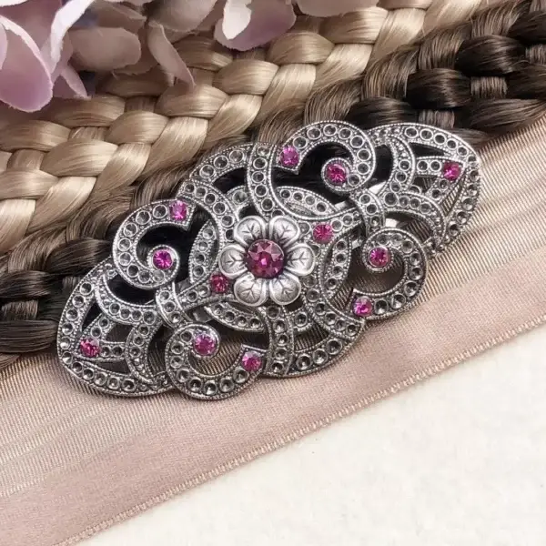 Trachten-Haarspange mit Swarovski Steinen No. 18 – Bild 1 – Chiemgauer Heimatwerk Trachten-Onlineshop Trachten-Haarspange mit Swarovski Steinen No. 18 - Bild 1 - Chiemgauer Heimatwerk Trachten-Onlineshop