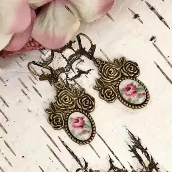 Trachten-Ohrringe für Damen in antik-bronze – Bild 1 – Chiemgauer Heimatwerk Trachten-Onlineshop Trachten-Ohrringe für Damen in antik-bronze - Bild 1 - Chiemgauer Heimatwerk Trachten-Onlineshop