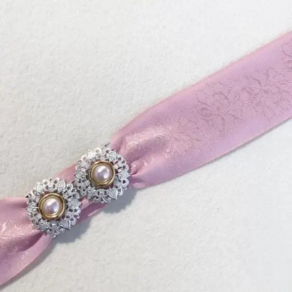 Trachtenband Ripsband in rosa – Bild 1 – Chiemgauer Heimatwerk Trachten-Onlineshop Trachtenband Ripsband in rosa - Bild 1 - Chiemgauer Heimatwerk Trachten-Onlineshop