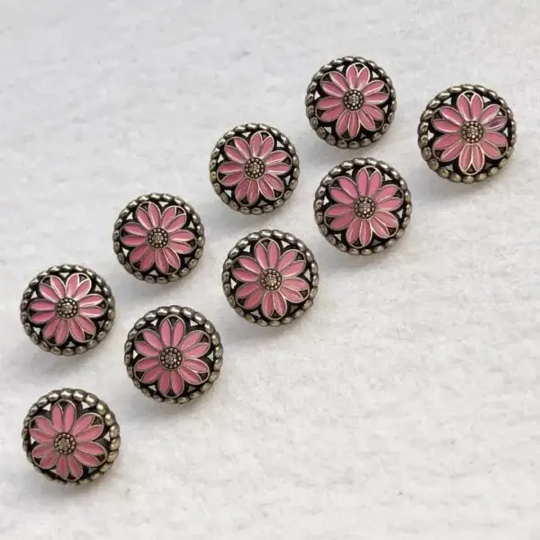 Trachtenknopf mit Emaille Blume koralle – Bild 1 – Chiemgauer Heimatwerk Trachten-Onlineshop Trachtenknopf mit Emaille Blume koralle - Bild 1 - Chiemgauer Heimatwerk Trachten-Onlineshop