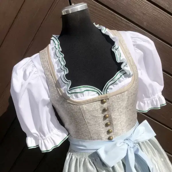 Waldorff Dirndlbluse kurzarm mit Satinband grün – Bild 1 – Chiemgauer Heimatwerk Trachten-Onlineshop Waldorff Dirndlbluse kurzarm mit Satinband grün - Bild 1 - Chiemgauer Heimatwerk Trachten-Onlineshop