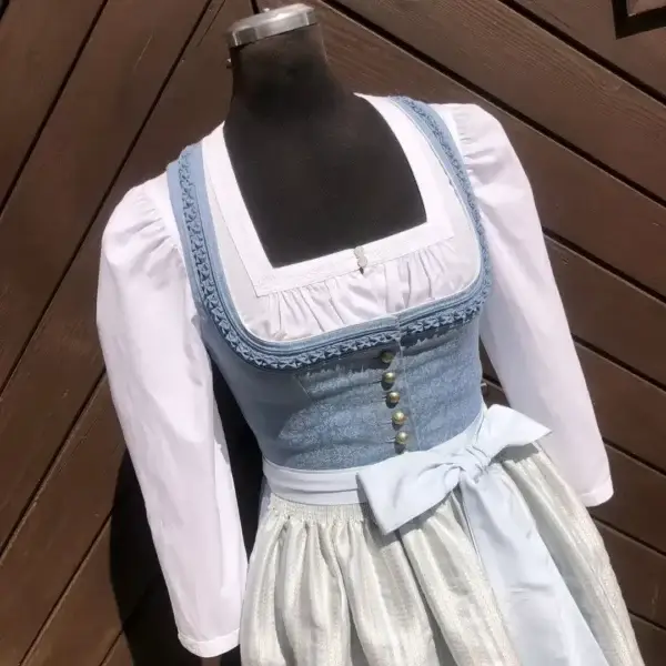 Waldorff Dirndlbluse langarm Miederbluse No. 13 – Bild 1 – Chiemgauer Heimatwerk Trachten-Onlineshop Waldorff Dirndlbluse langarm Miederbluse No. 13 - Bild 1 - Chiemgauer Heimatwerk Trachten-Onlineshop