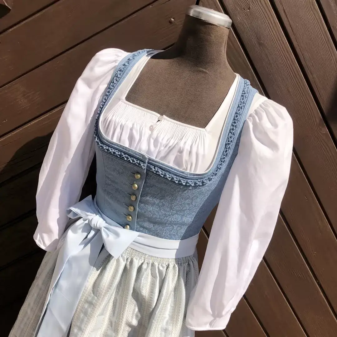 Waldorff Dirndlbluse langarm Miederbluse No. 15 – Bild 1 – Chiemgauer Heimatwerk Trachten-Onlineshop Waldorff Dirndlbluse langarm Miederbluse No. 15 - Bild 1 - Chiemgauer Heimatwerk Trachten-Onlineshop