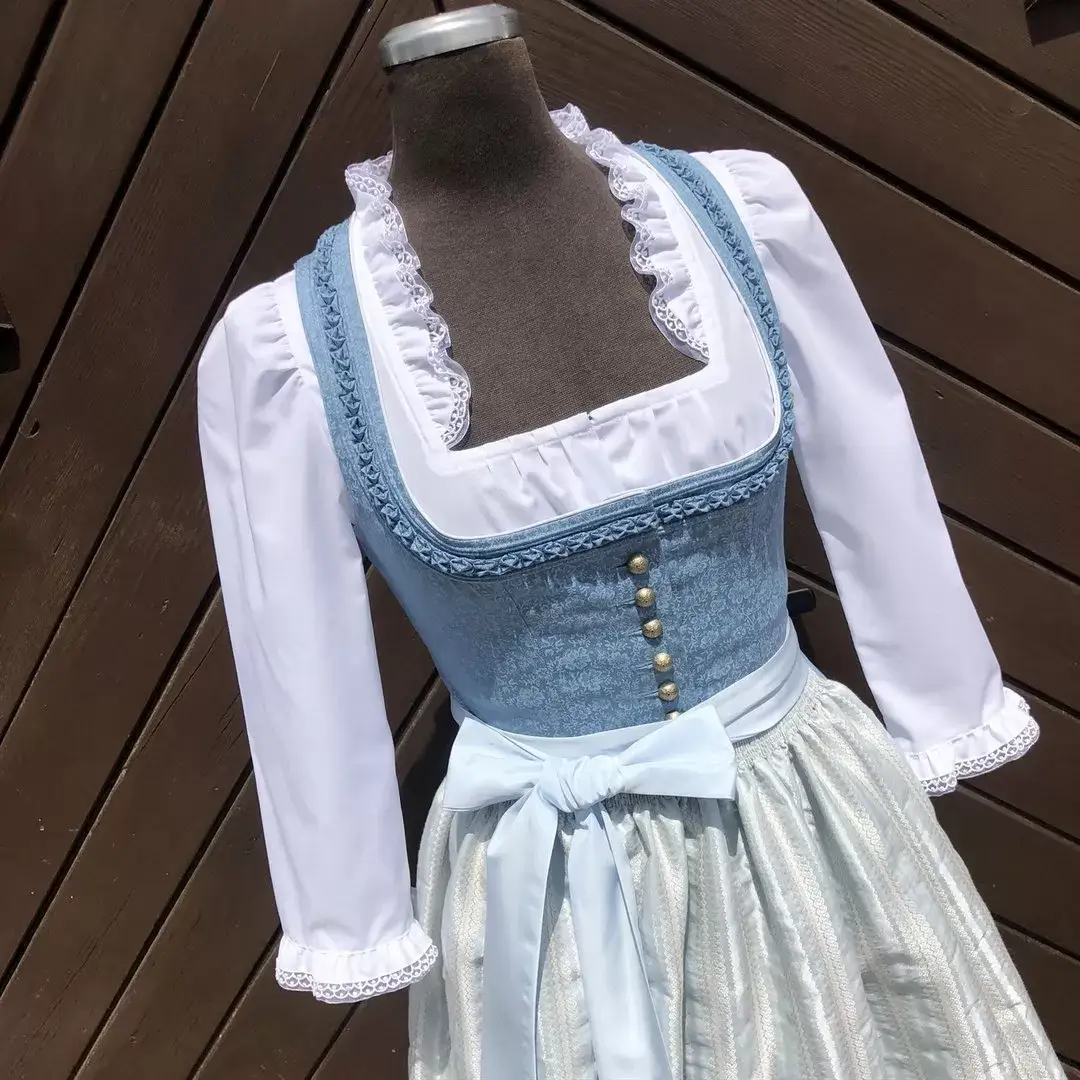 Waldorff Dirndlbluse langarm Miederbluse No. 3 – Bild 1 – Chiemgauer Heimatwerk Trachten-Onlineshop Waldorff Dirndlbluse langarm Miederbluse No. 3 - Bild 1 - Chiemgauer Heimatwerk Trachten-Onlineshop
