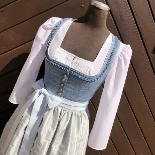 Waldorff Dirndlbluse langarm Miederbluse No. 4 – Bild 1 – Chiemgauer Heimatwerk Trachten-Onlineshop Waldorff Dirndlbluse langarm Miederbluse No. 4 - Bild 1 - Chiemgauer Heimatwerk Trachten-Onlineshop