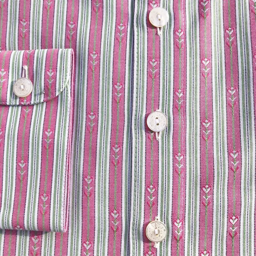 Arzberger Trachtenhemd Stehkragen gestreift No. 92 – Bild 8 – Chiemgauer Heimatwerk Trachten-Onlineshop Arzberger Trachtenhemd Stehkragen gestreift No. 92 - Bild 8 - Chiemgauer Heimatwerk Trachten-Onlineshop