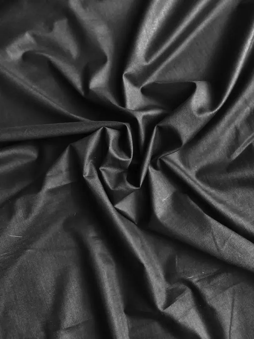 Batisteinlage extra schwer in schwarz – Bild 1 – Chiemgauer Heimatwerk Trachten-Onlineshop Batisteinlage extra schwer in schwarz - Bild 1 - Chiemgauer Heimatwerk Trachten-Onlineshop