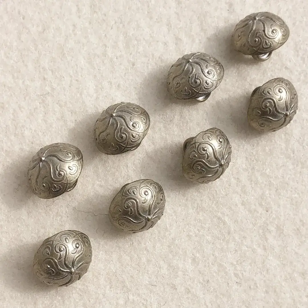Dirndlknopf Trachtenknopf Kugelknopf No. 8 – Bild 12 – Chiemgauer Heimatwerk Trachten-Onlineshop Dirndlknopf Trachtenknopf Kugelknopf No. 8 - Bild 12 - Chiemgauer Heimatwerk Trachten-Onlineshop