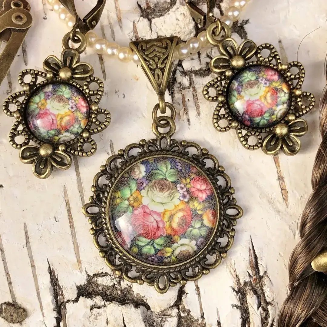 Dirndlschmuck Trachtenschmuck-Set für Damen No. 168 – Bild 7 – Chiemgauer Heimatwerk Trachten-Onlineshop Dirndlschmuck Trachtenschmuck-Set für Damen No. 168 - Bild 7 - Chiemgauer Heimatwerk Trachten-Onlineshop