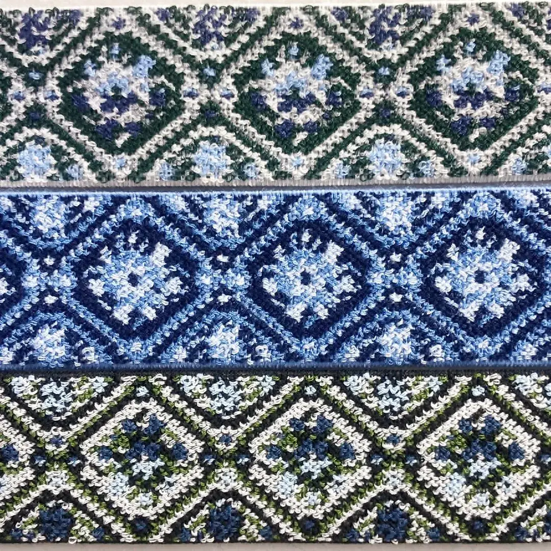 Elastisches Trachtenband mit Rosen blau-grün – Bild 12 – Chiemgauer Heimatwerk Trachten-Onlineshop Elastisches Trachtenband mit Rosen blau-grün - Bild 12 - Chiemgauer Heimatwerk Trachten-Onlineshop