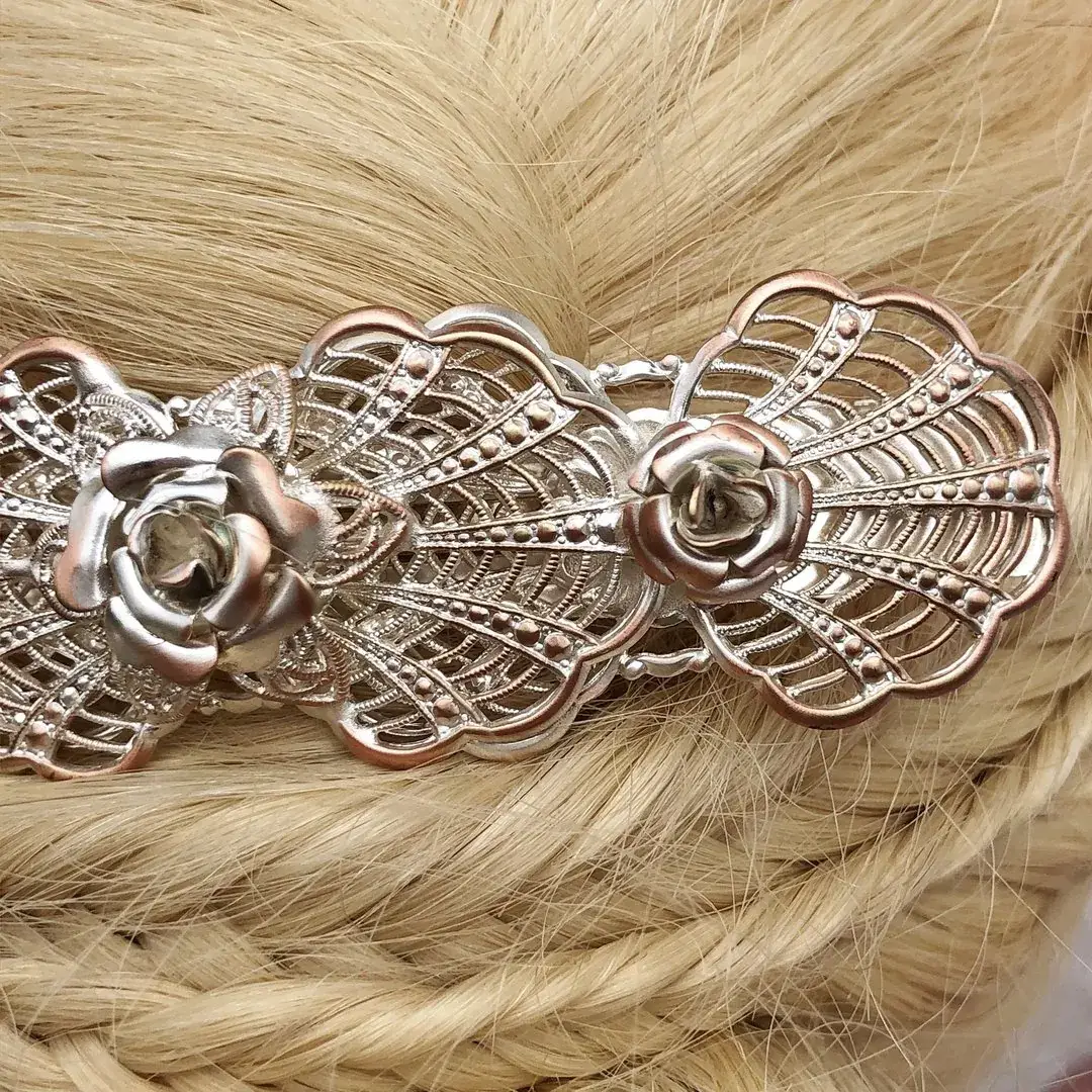 Filigrane Trachten-Haarspange silber-rosé No. 7 – Bild 32 – Chiemgauer Heimatwerk Trachten-Onlineshop Filigrane Trachten-Haarspange silber-rosé No. 7 - Bild 32 - Chiemgauer Heimatwerk Trachten-Onlineshop