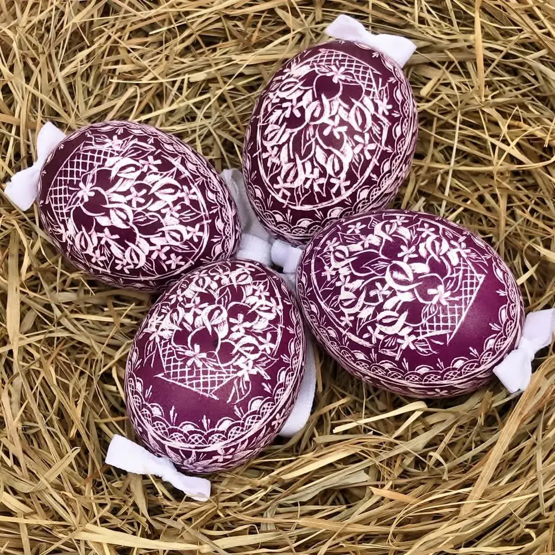 Gekratzte Ostereier mit Kratztechnik rot-violett No. 1 – Bild 14 – Chiemgauer Heimatwerk Trachten-Onlineshop Gekratzte Ostereier mit Kratztechnik rot-violett No. 1 - Bild 14 - Chiemgauer Heimatwerk Trachten-Onlineshop