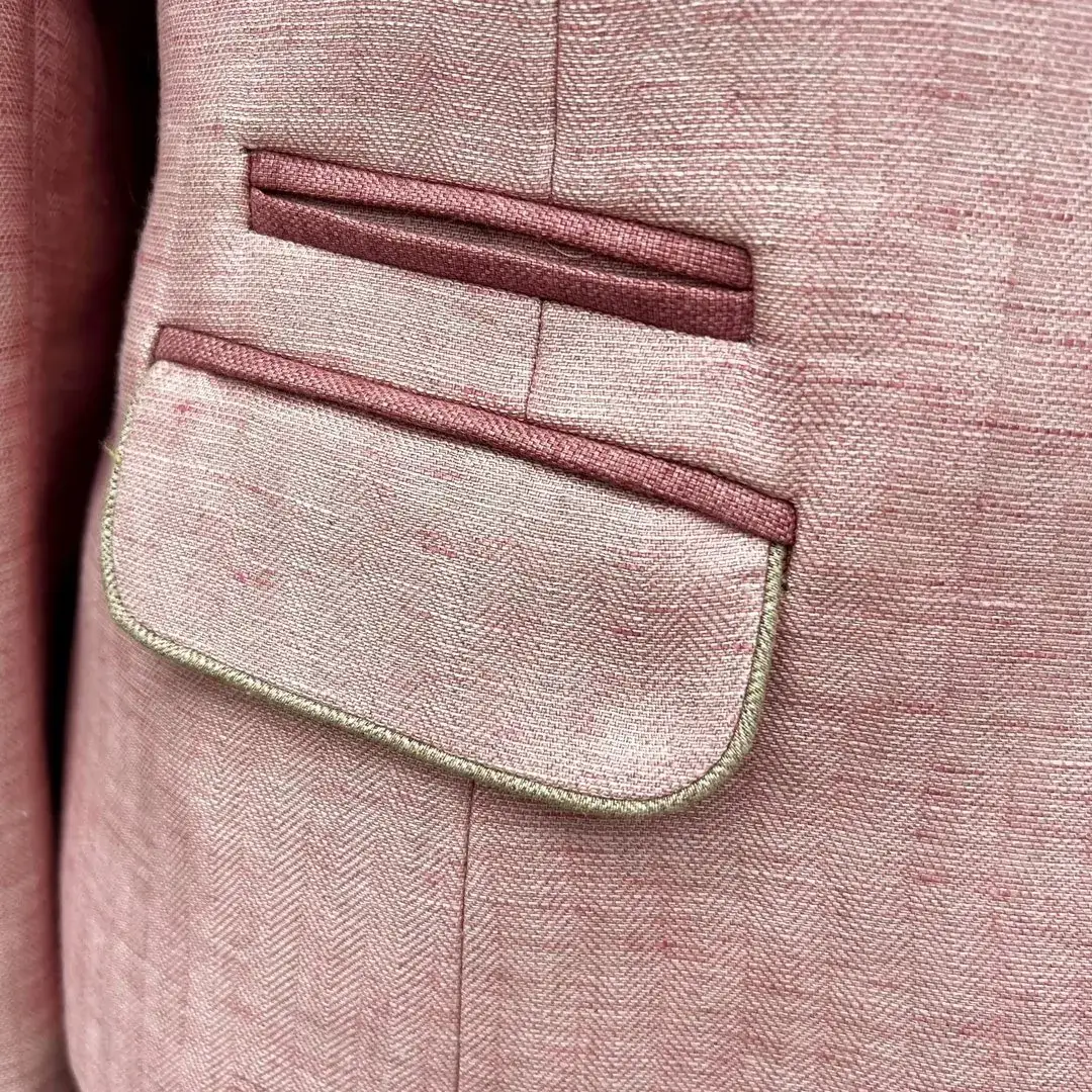 Hammerschmid Trachtenjacke für Damen in altrosa – Bild 15 – Chiemgauer Heimatwerk Trachten-Onlineshop Hammerschmid Trachtenjacke für Damen in altrosa - Bild 15 - Chiemgauer Heimatwerk Trachten-Onlineshop