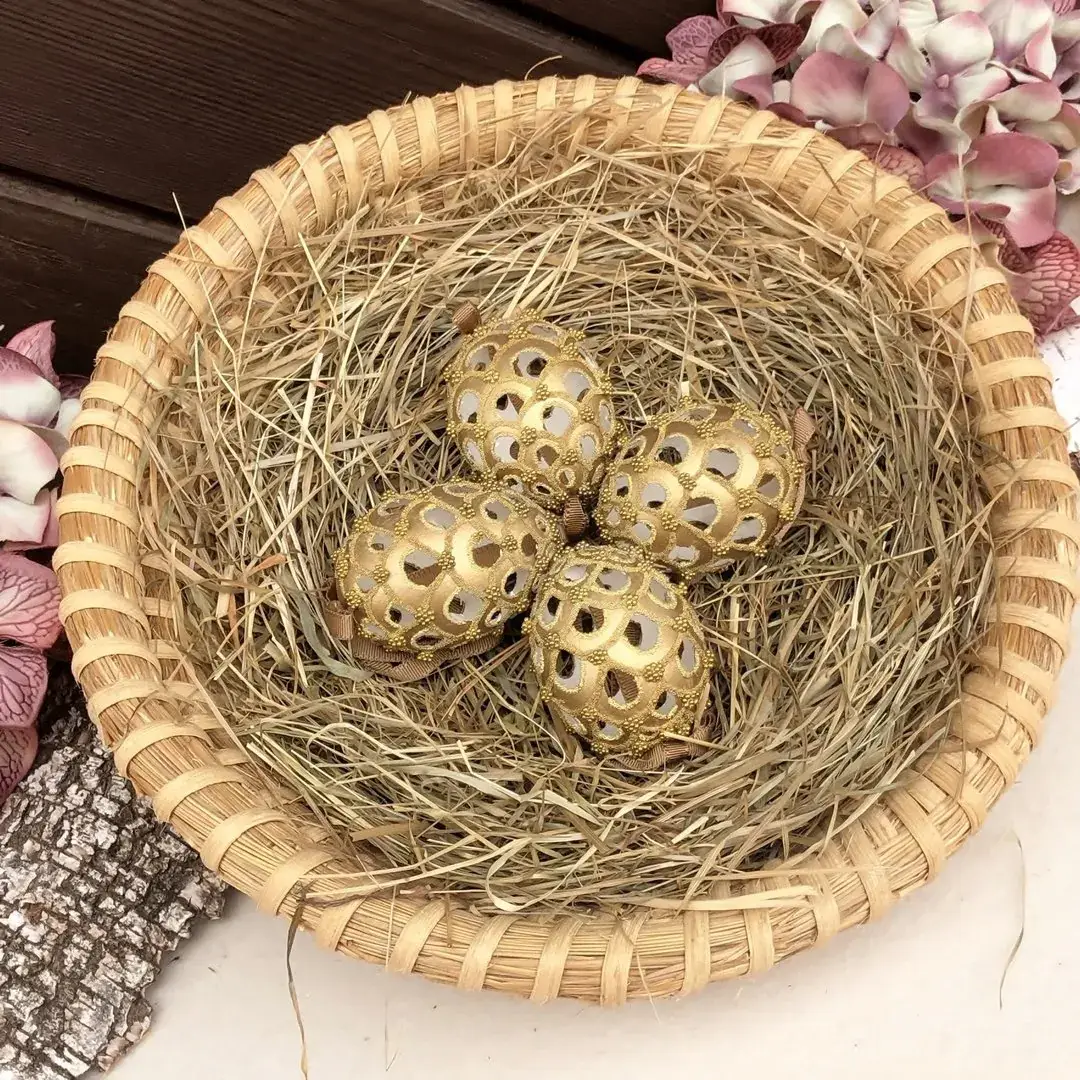 Handbemalte Ostereier in altgold – Bild 2 – Chiemgauer Heimatwerk Trachten-Onlineshop Handbemalte Ostereier in altgold - Bild 2 - Chiemgauer Heimatwerk Trachten-Onlineshop