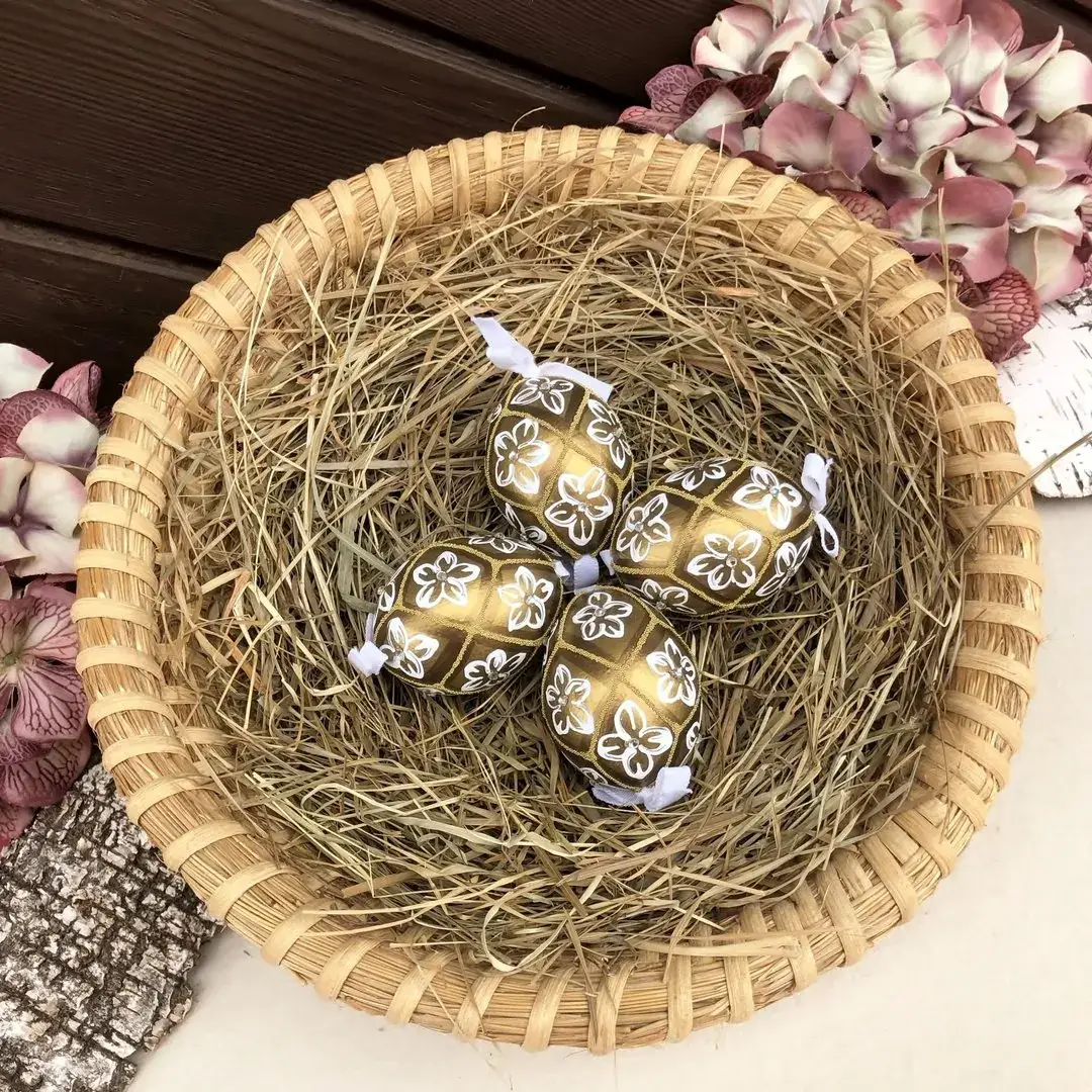 Handbemalte Ostereier in gold – Bild 2 – Chiemgauer Heimatwerk Trachten-Onlineshop Handbemalte Ostereier in gold - Bild 2 - Chiemgauer Heimatwerk Trachten-Onlineshop