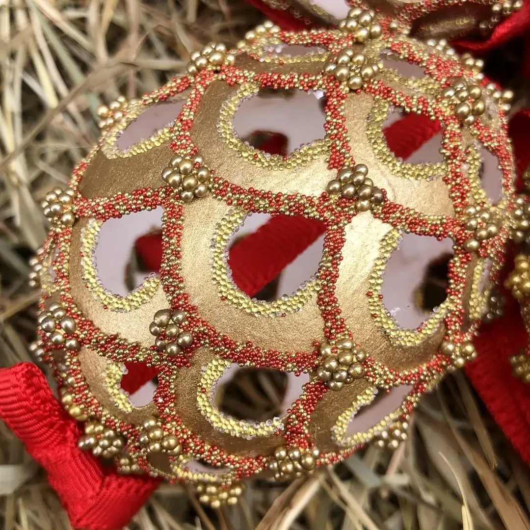 Handbemalte Ostereier mit altgold rot – Bild 15 – Chiemgauer Heimatwerk Trachten-Onlineshop Handbemalte Ostereier mit altgold rot - Bild 15 - Chiemgauer Heimatwerk Trachten-Onlineshop