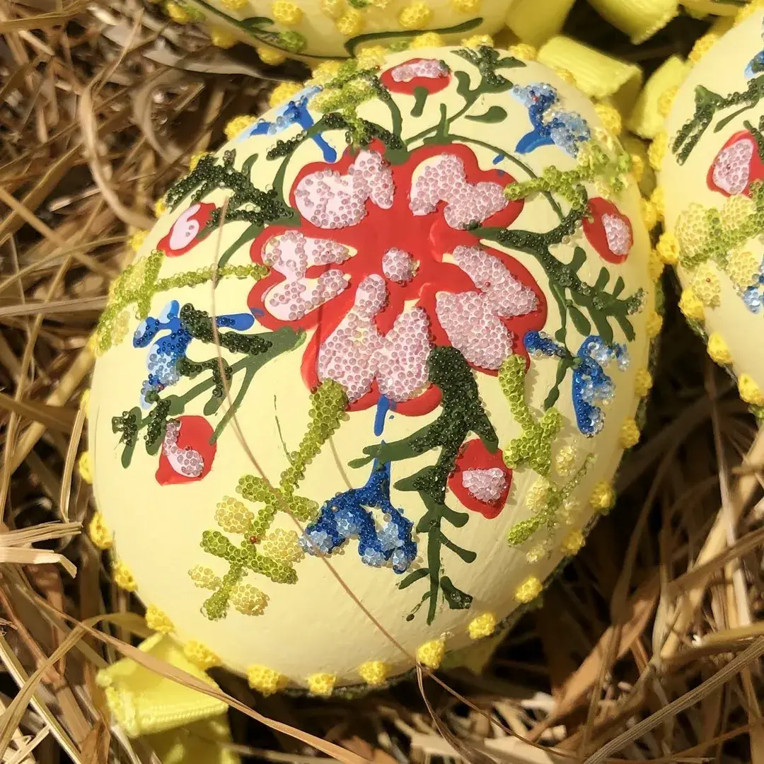 Handbemalte Ostereier mit Blumenstrauß gelb – Bild 15 – Chiemgauer Heimatwerk Trachten-Onlineshop Handbemalte Ostereier mit Blumenstrauß gelb - Bild 15 - Chiemgauer Heimatwerk Trachten-Onlineshop