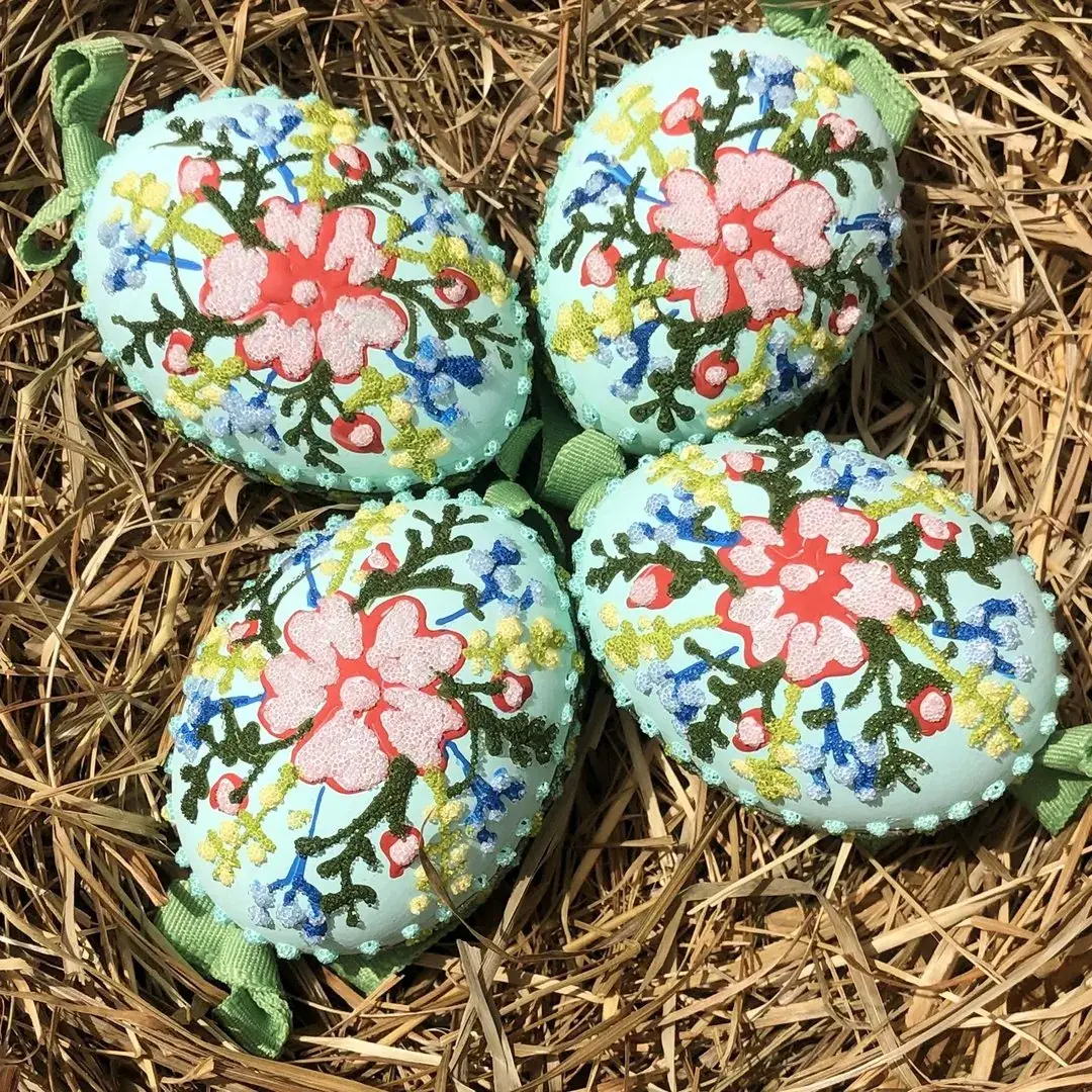 Handbemalte Ostereier mit Blumenstrauß türkis – Bild 5 – Chiemgauer Heimatwerk Trachten-Onlineshop Handbemalte Ostereier mit Blumenstrauß türkis - Bild 5 - Chiemgauer Heimatwerk Trachten-Onlineshop